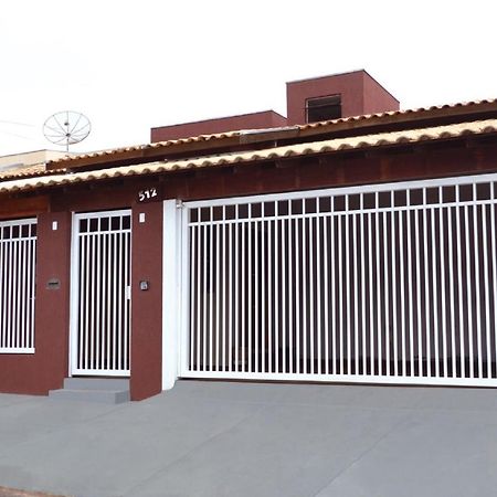 Casa Recanto Cunha, 4 quartos, 3 min do Thermas Olímpia Exterior foto